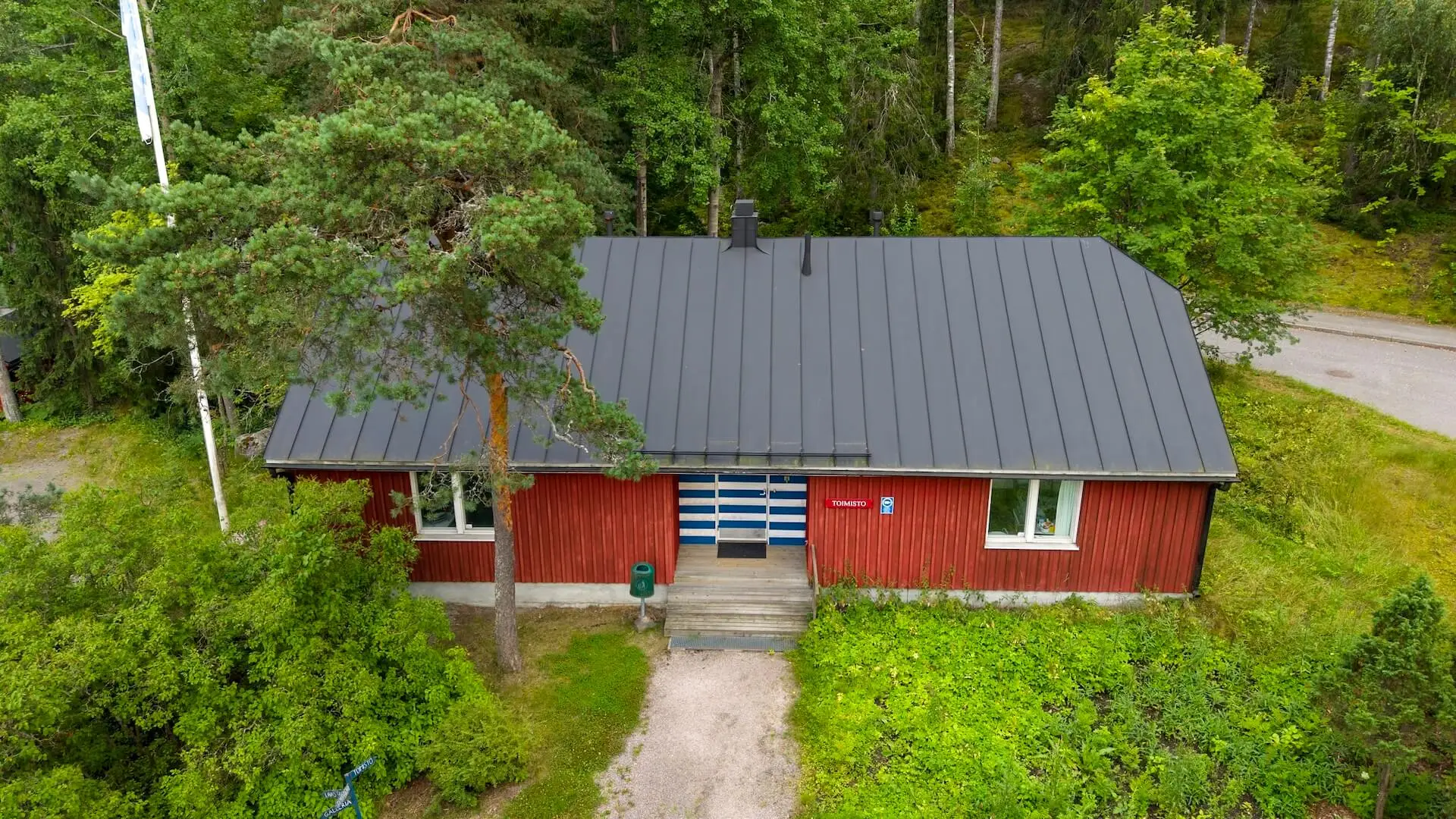 Teatteri Hevosenkenkä, Tusculum – sinkityn vesikaton maalaus